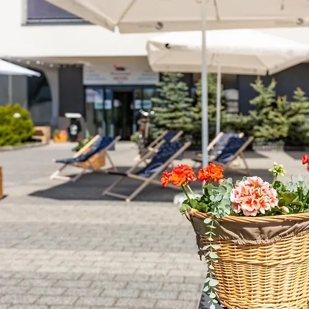 Bazantowo Sport Отель 3*